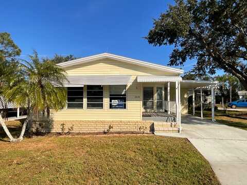 2215 Walden Pond Drive, Lake Wales, FL 33898