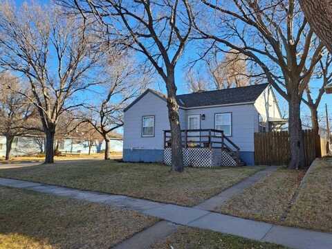 502 Chapin Street, Chadron, NE 69337