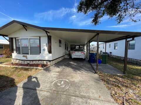 533 Lake Henry Dr, Winter Haven, FL 33881