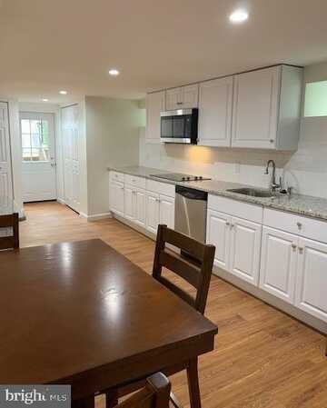 2900 CEDAREST RD #BASEMENT, FAIRFAX, VA 22031