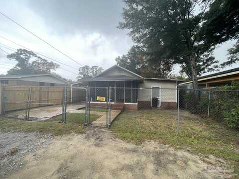 2406 W Maxwell St, Pensacola, FL 32505