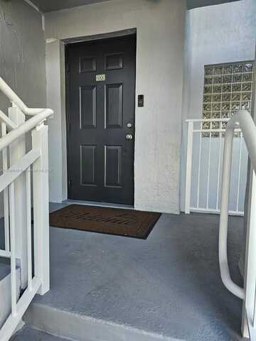 9610 NW 2nd St, Pembroke Pines, FL 33024