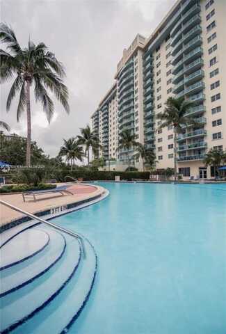 19380 Collins Ave, Sunny Isles Beach, FL 33160