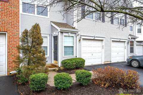 404 Canterbury Way, Brunswick Gardens, NJ 08540