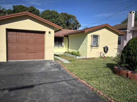 917 Bignonia Road, West Palm Beach, FL 33405