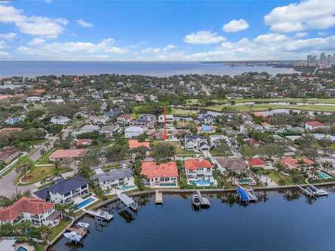 372 BAYVIEW DRIVE NE, Saint Petersburg, FL 33704