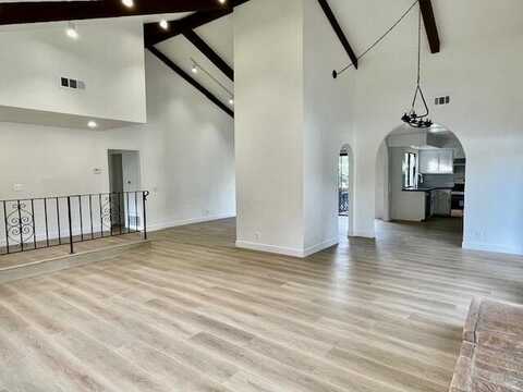 515 Calle Alamo, SANTA BARBARA, CA 93105