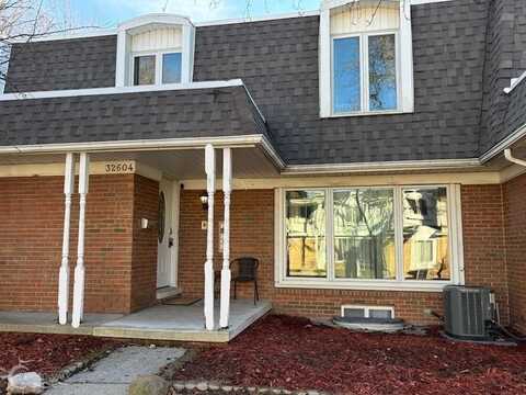 32604 Barclay, Warren, MI 48093