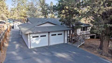 1450 NE Revere Avenue, Bend, OR 97701