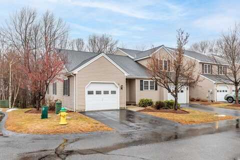 12 Quarter Horse Ln, Fitchburg, MA 01420