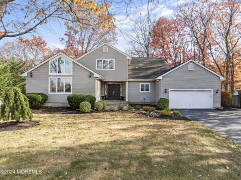 88 Windsor Drive, Eatontown, NJ 07724