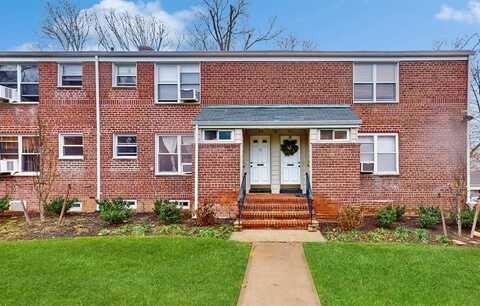 83 Edwards Street, Roslyn Heights, NY 11577