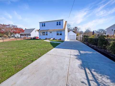 23 Washington, Islip, NY 11796