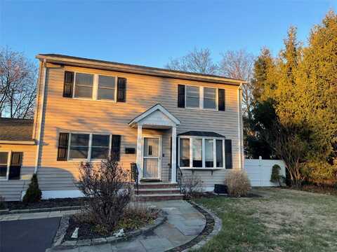 12 Orchard Lane, Nanuet, NY 10954