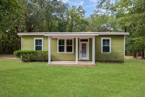 2440 Owls Head Road, Tallahassee, FL 32310