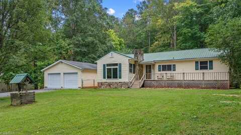 1182 Valley Dale Lane, Asheboro, NC 27203