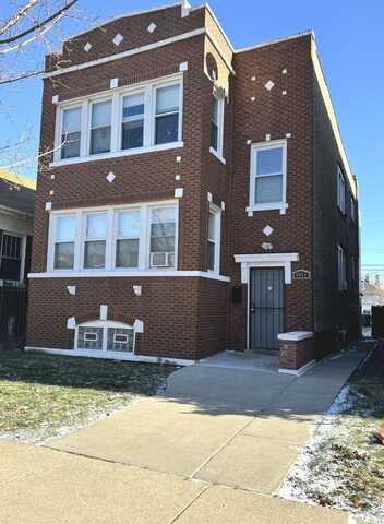 6023 S Fairfield Avenue, Chicago, IL 60629