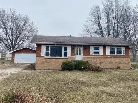 6825 S Joanne Avenue, Rochelle, IL 61068