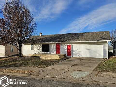 1229 Brentwood Drive, Ottumwa, IA 52501