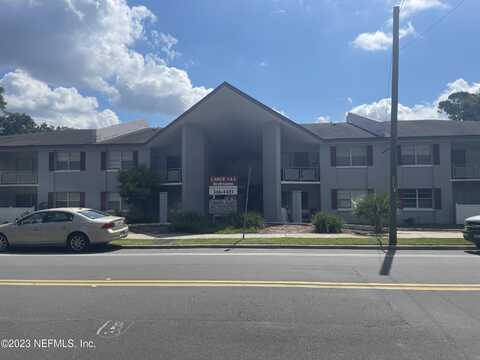 2441 SPRING PARK Road, Jacksonville, FL 32207