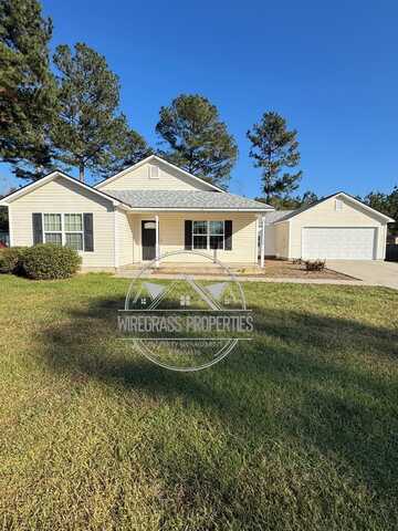 5811 Barkley Ln, Hahira, GA 31632