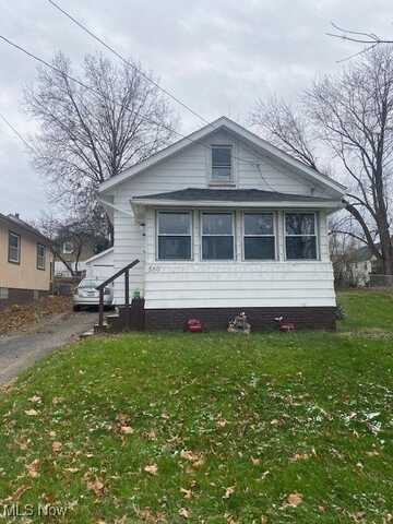 550 Fairview Avenue, Barberton, OH 44203