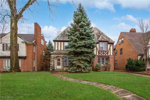 17800 Winslow Road, Shaker Heights, OH 44122