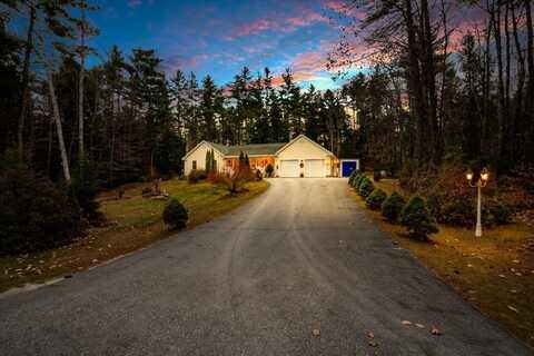 18 Barrington Circle, Ossipee, NH 03814