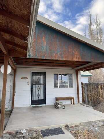 20 1st Ave E, Deaver, WY 82421