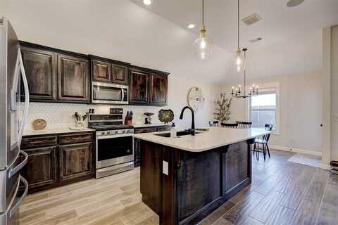 3401 Mt Nebo Drive, Yukon, OK 73099