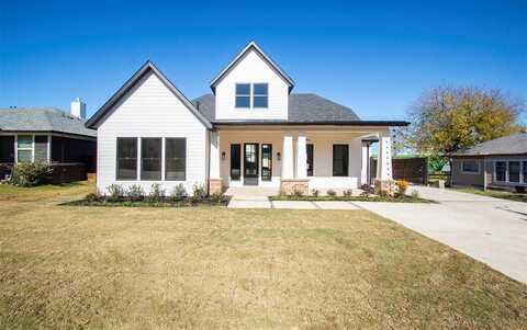 215 E Wall Street, Grapevine, TX 76051