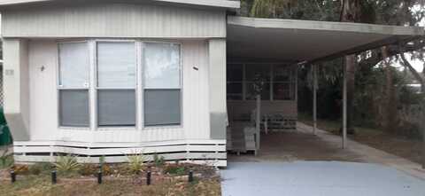 801 Michigan St, Wildwood, FL 34785