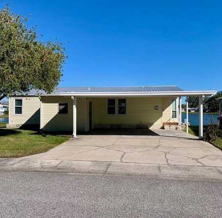 41074 Bream Circle, Zephyrhills, FL 33540