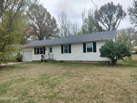 1716 N Ash Street, Nevada, MO 64772