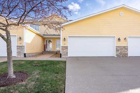 1570 Savannah Circle, Davenport, IA 52807