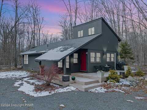 132 Leatherstocking Lane, Pocono Pines, PA 18350