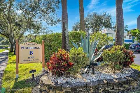 15301 Pembridge Ave, Delray Beach, FL 33484