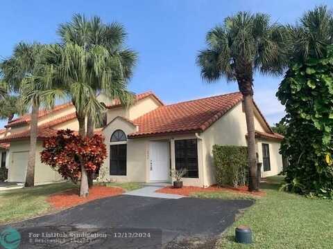 18594 Woodstream Dr, Boca Raton, FL 33498