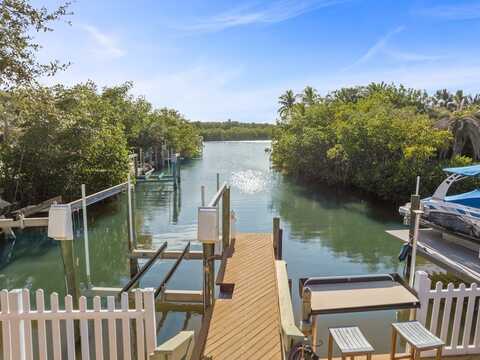 45 Sovereign Way, Hutchinson Island, FL 34949