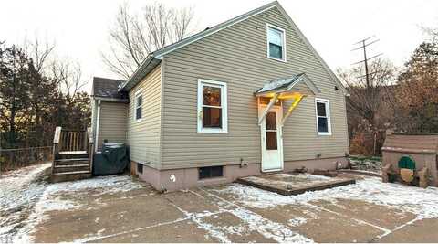 S3569 County Road P, Fountain City, WI 54629