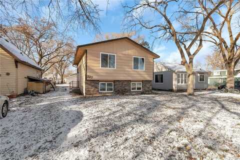 227 35th Avenue N, Saint Cloud, MN 56303