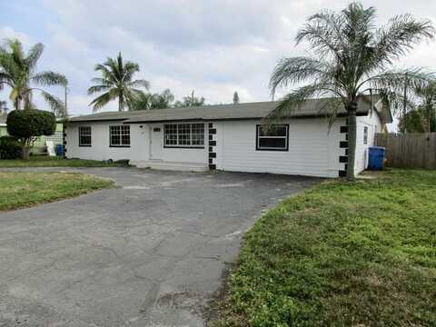 806 Minnesota Street, Lantana, FL 33462