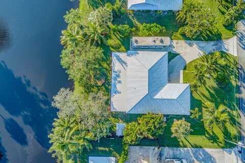 8772 SE Duncan Street, Hobe Sound, FL 33455