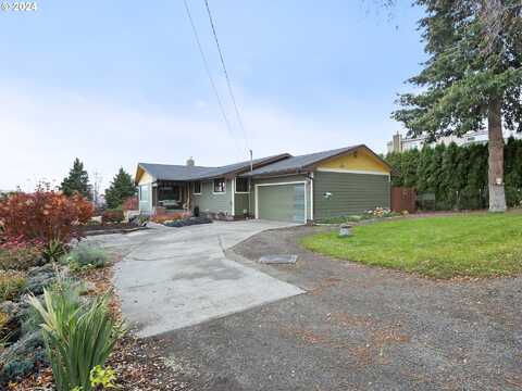 2615 E 12TH ST, The Dalles, OR 97058