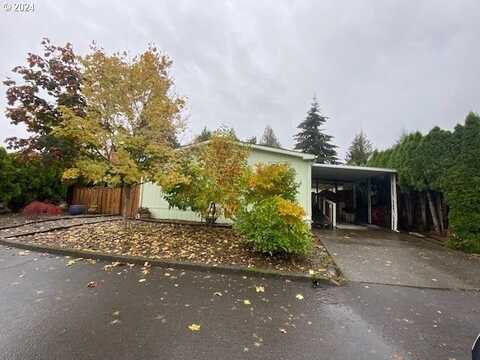 18205 S SILVERWOOD DR, Oregon City, OR 97045