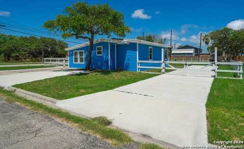 1403 S McCampbell, Aransas Pass, TX 78336