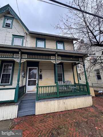 307 S TULPEHOCKEN STREET, PINE GROVE, PA 17963