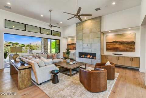 10336 E CHIA Way, Scottsdale, AZ 85262