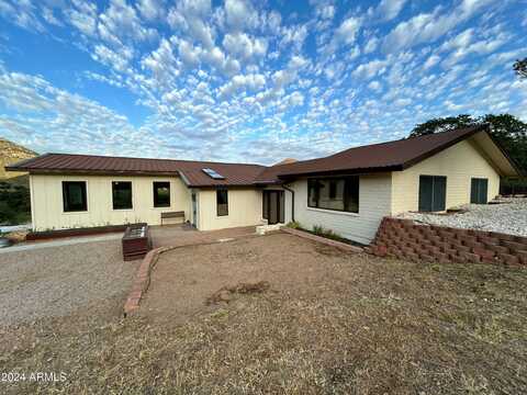 3183 N Pintek Ranch Road, Bisbee, AZ 85603