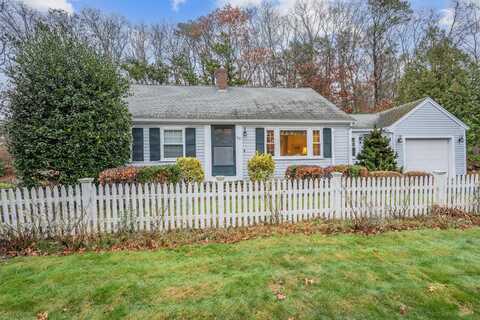 25 Main Street, Sandwich, MA 02563